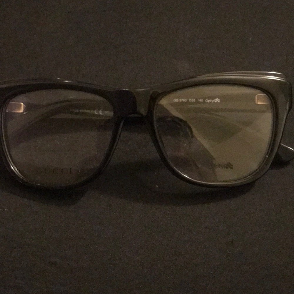 Gucci Frames - image 5
